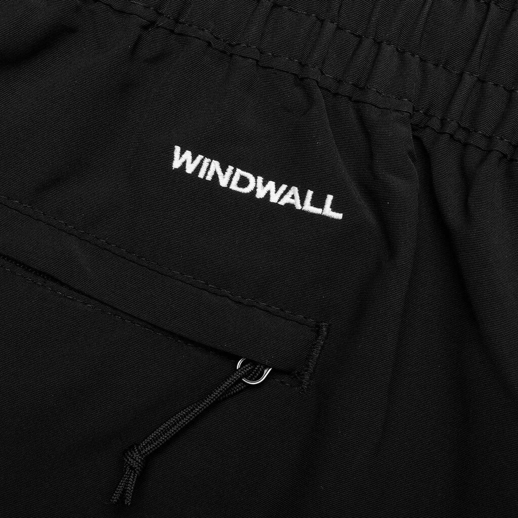 Easy Wind Short - Black