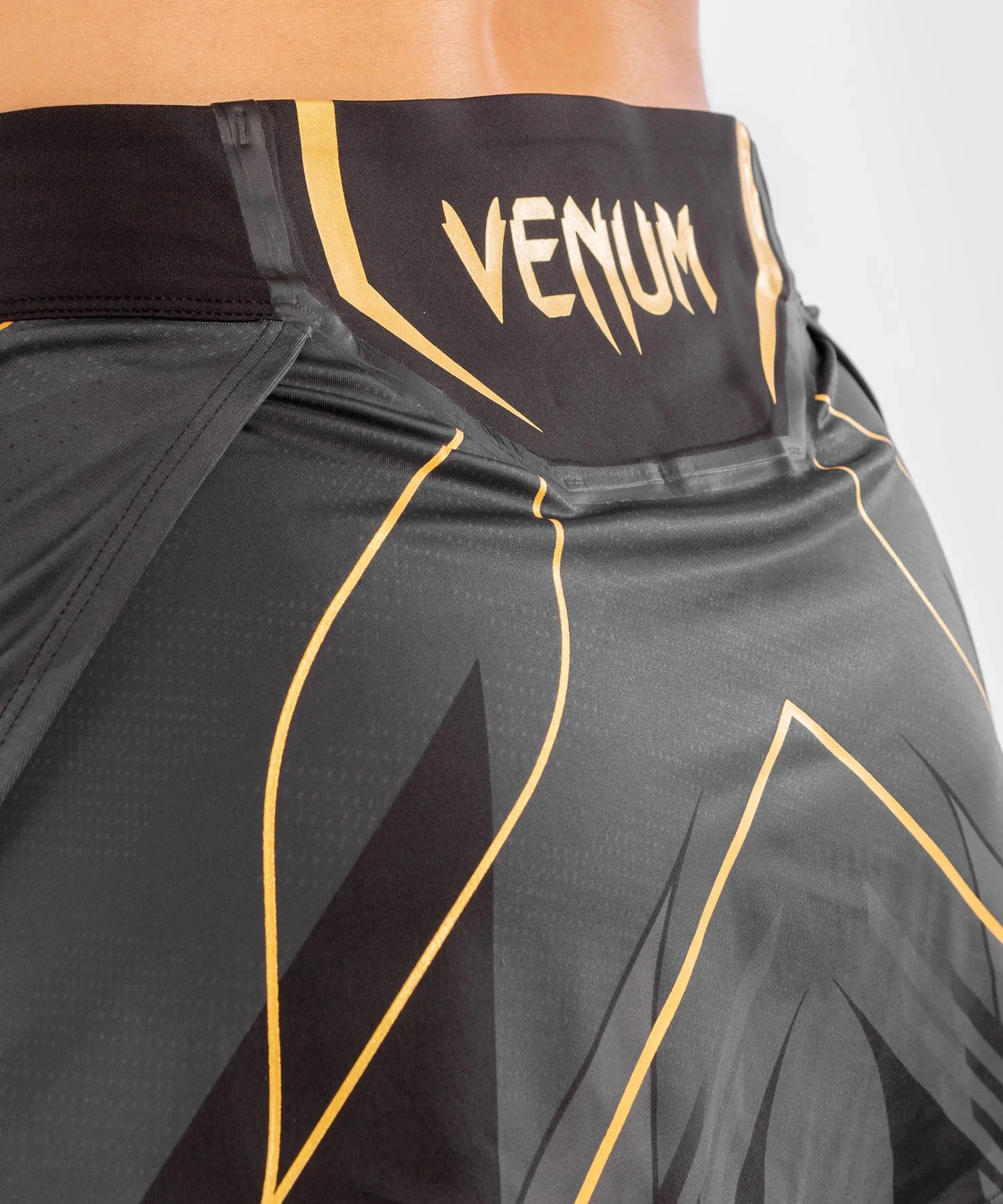 UFC Venum Authentic Fight Night Women's Skort - Champion