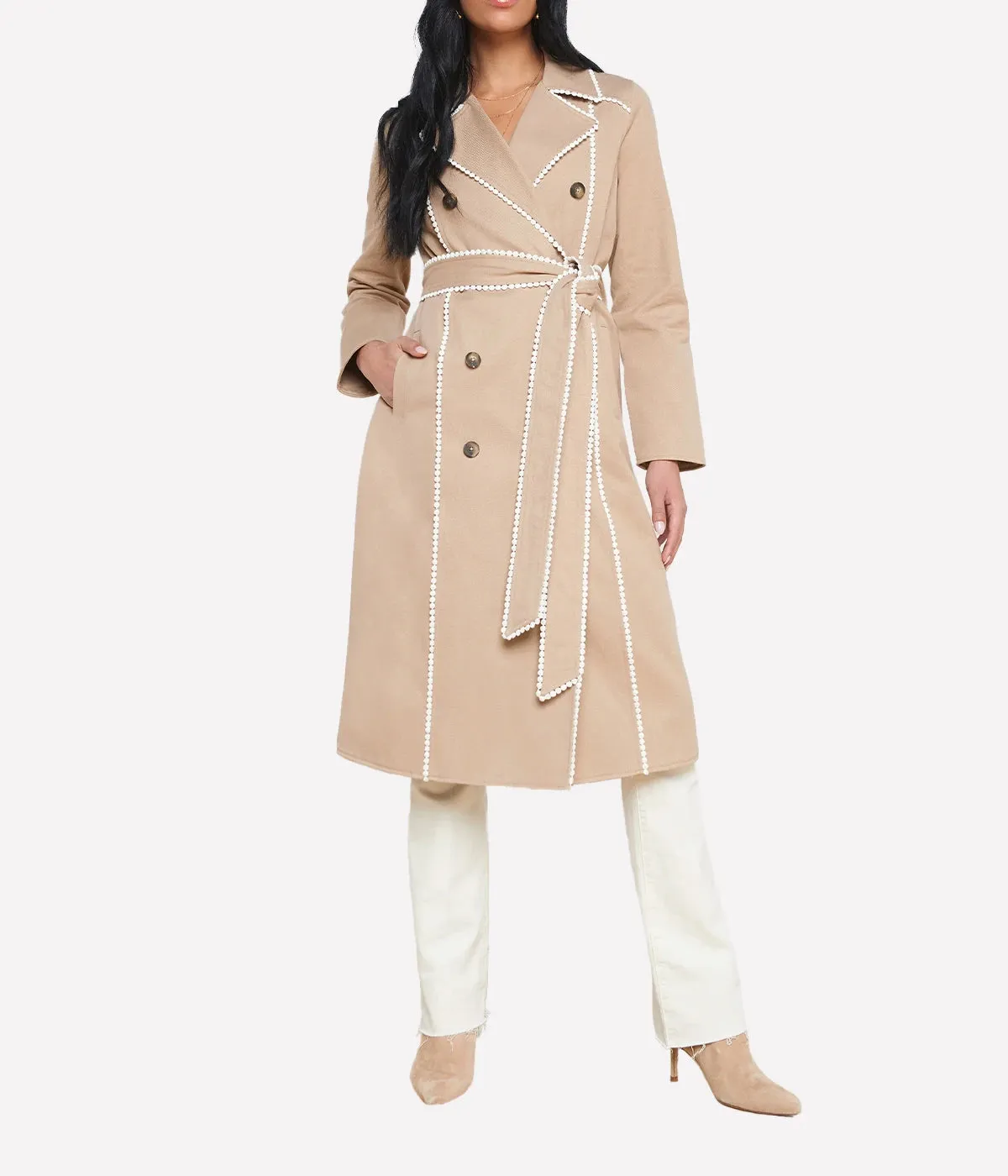 Venus Trench in Almond